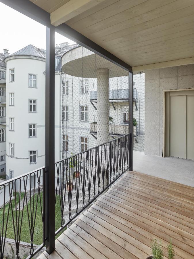 Schick Und Luftig Im Herzen Von Linz Exterior photo